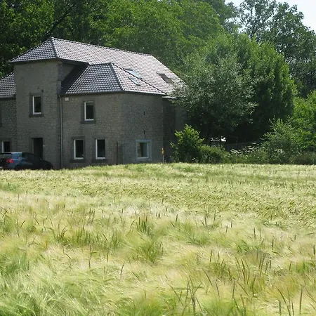 La Maison Forestiere بيت للعطل *